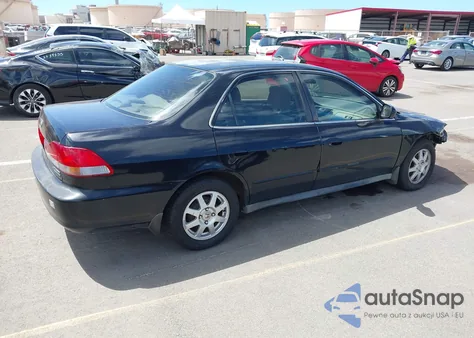 2002 Honda Accord 2.3 Se из США, поврежденный, VIN JHMCG567X2C001800